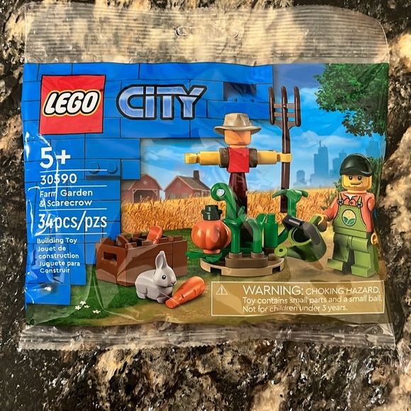 BRAND NEW 3 small LEGO City sets - Picture 3 of 4